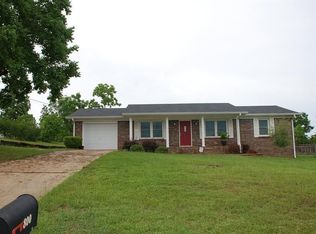 800 Dixie Dr, Enterprise, AL 36330