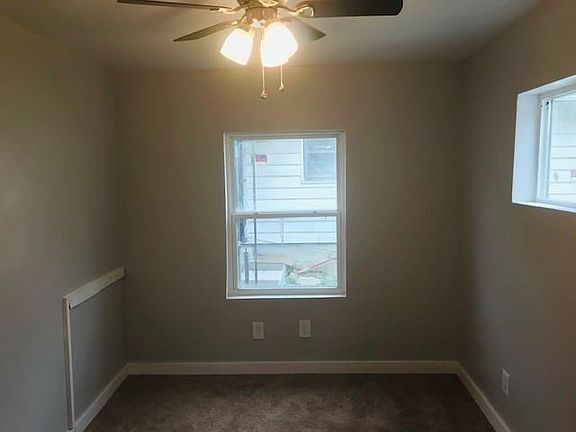 4th image of 1161 Sharon Ave