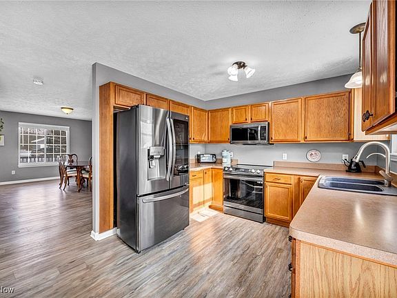 5th image of 4122 Keller Hanna Dr