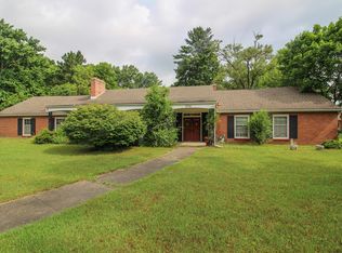 500 E Hoffman St, Three Rivers, MI 49093