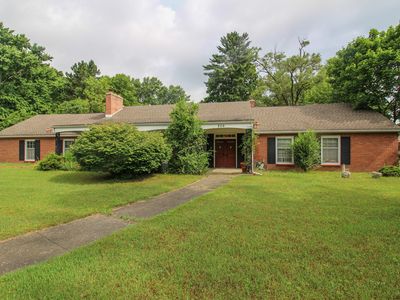 500 E Hoffman St, Three Rivers, MI, 49093