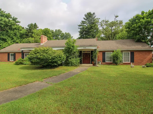 500 E Hoffman St, Three Rivers, MI 49093