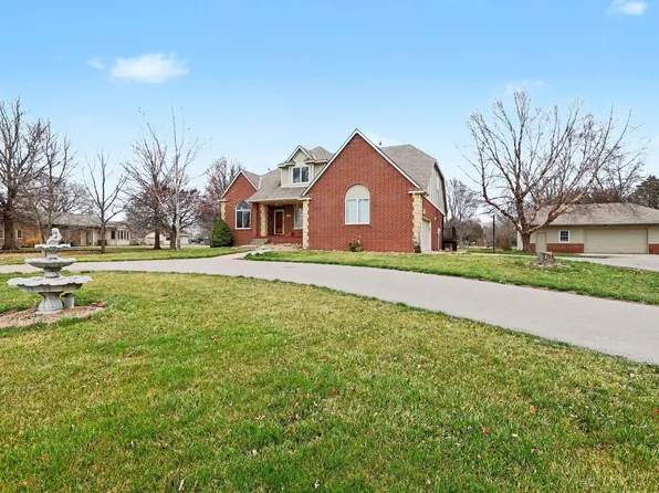 2318 N Cedar Downs Ln, Wichita, KS 67223