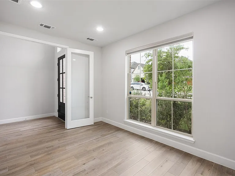 1432 Mulberry Oak Ln — Photo 9