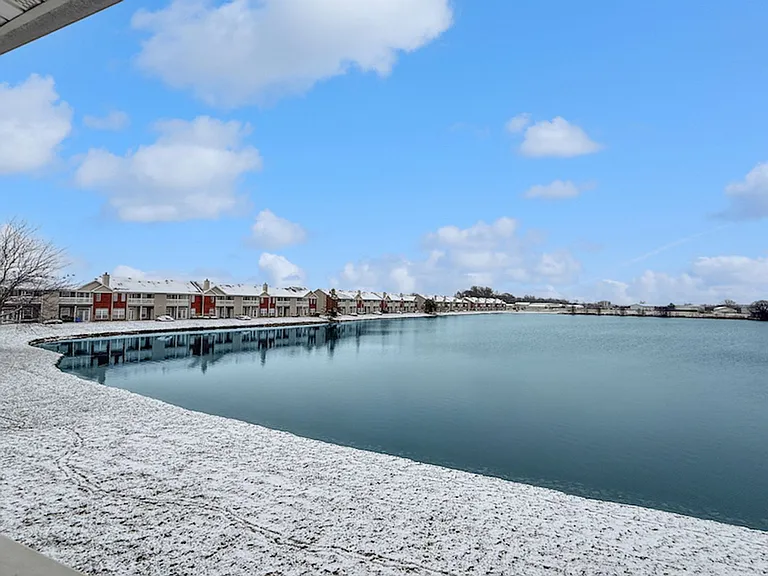 400 Beachfront Dr — Photo 22