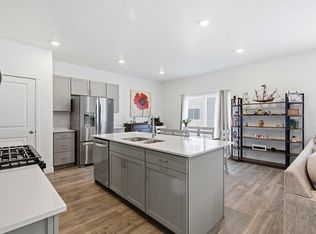 522 N Scuttlebutt Ln, Saratoga Springs, UT 84045