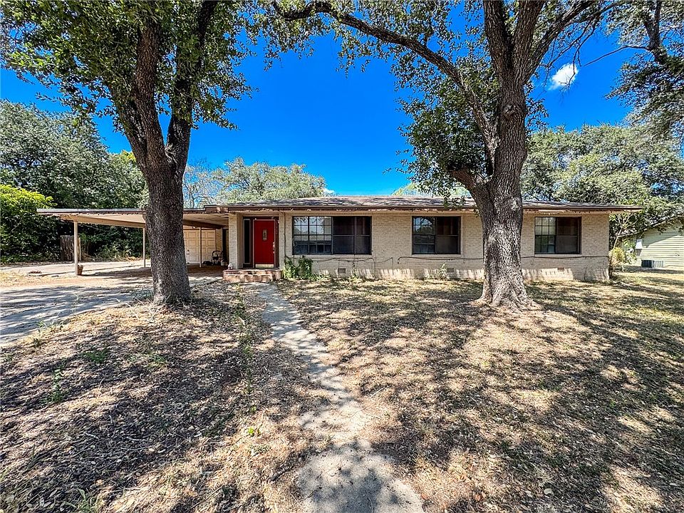 1st image of 1911 Alta Vista St