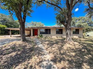 1911 Alta Vista St, Alice, TX 78332