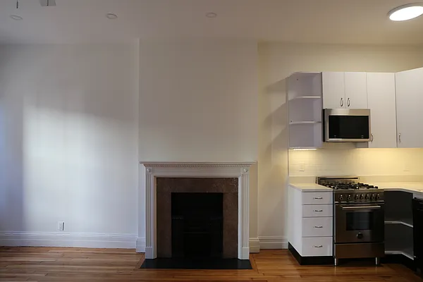 Rented by Brown Harris Stevens | media 15