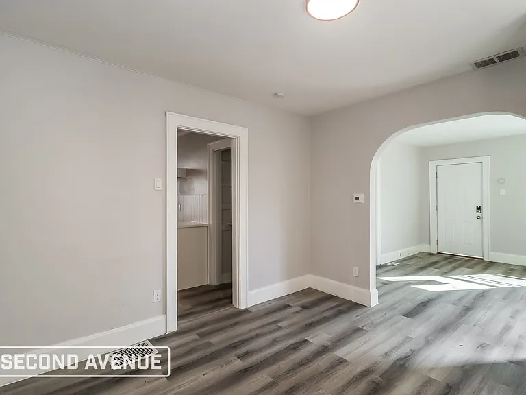 1607 Minion Ave — Photo 2