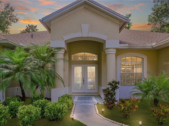 2nd image of 435 Deer Pointe Cir