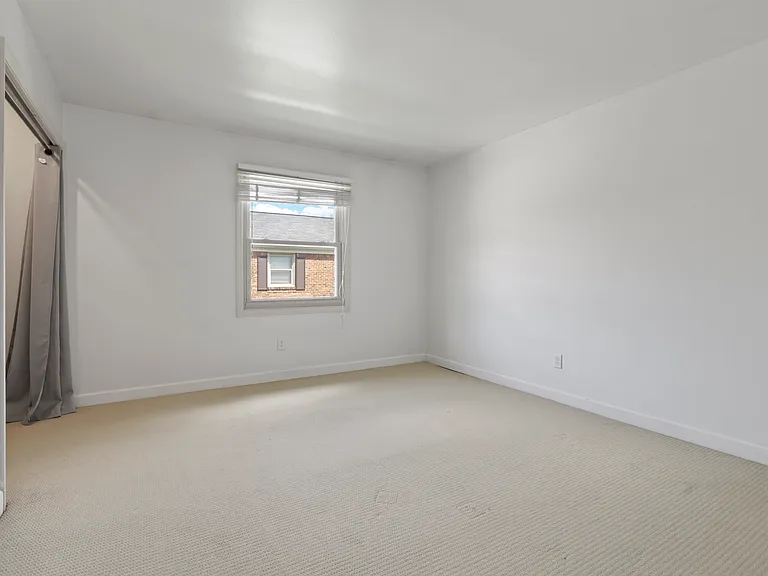 bedroom #1