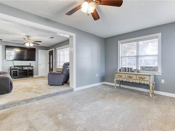 5th image of 23 Woodland Rd