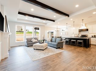 3727 Powder Ridge Dr, Bismarck, ND 58503