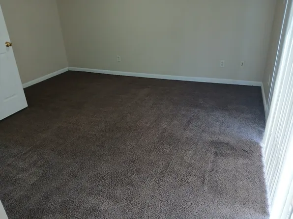 510-3 S Poplar St, Carbondale, IL