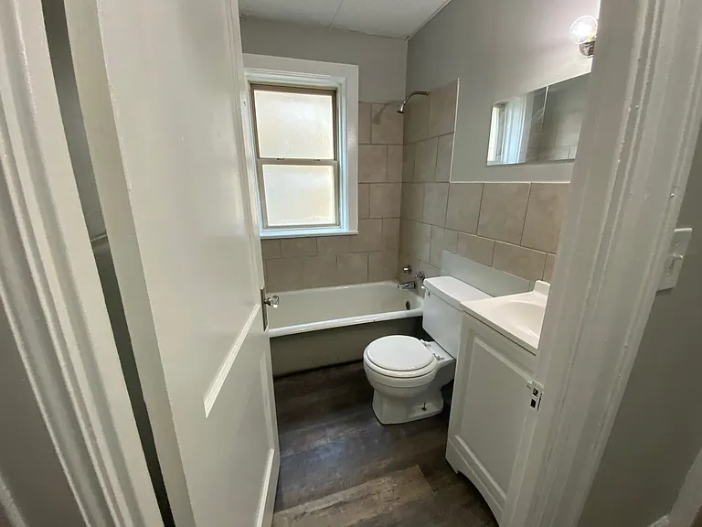 2249 Delaware Ave #B5 — Photo 5