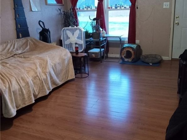 19 Wilson St, Smithers, WV 25186