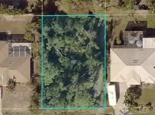 8193 Harrisburg Dr, Fort Myers, FL 33967