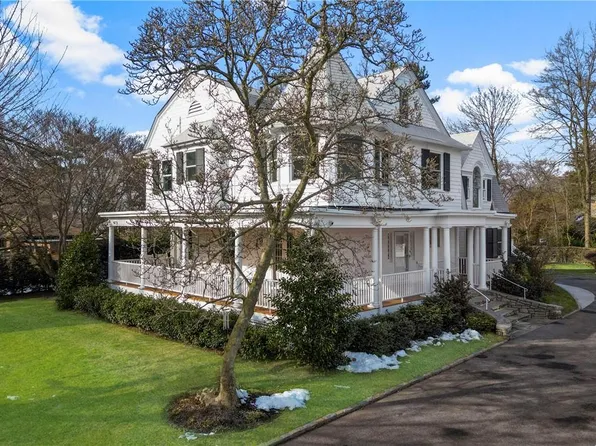 1455 Roosevelt Place, Pelham, NY 10803