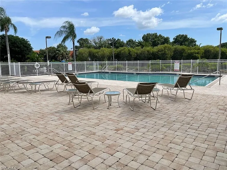 6321 Aragon Way #206 — Photo 30