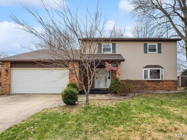 504 Crestwood Dr, Swansea, IL 62226