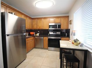 820 NE 28th St APT 1, Fort Lauderdale, FL 33334