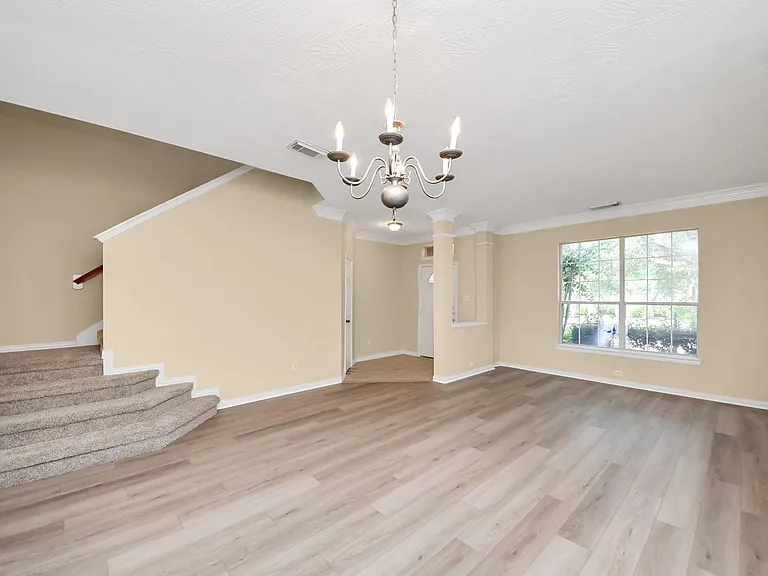 7030 Cornflower Ln — Photo 9