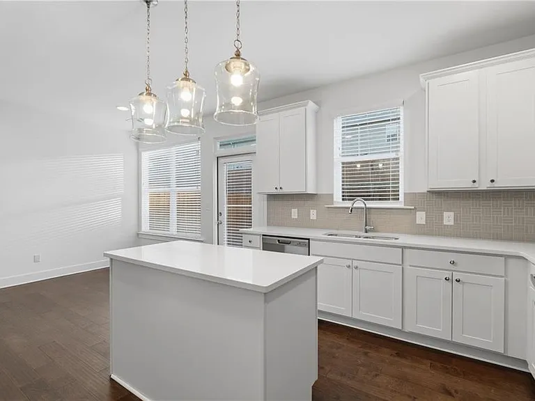2244 Mulsanne Dr — Photo 4