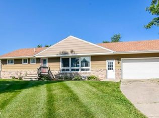 1402 Brentwood Ter, Marshalltown, IA 50158