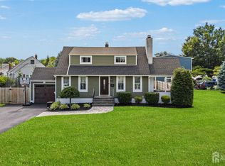 11 Stockton Rd, New Brunswick, NJ 08901