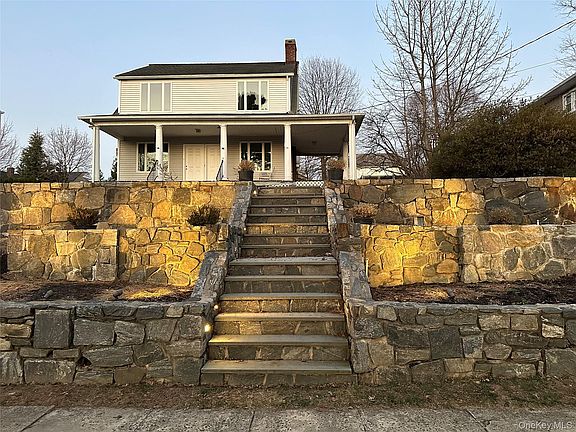 3rd image of 47 Grandview Avenue