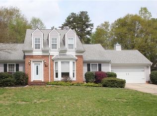 709 Grays Creek Ln, Charlotte, NC 28214