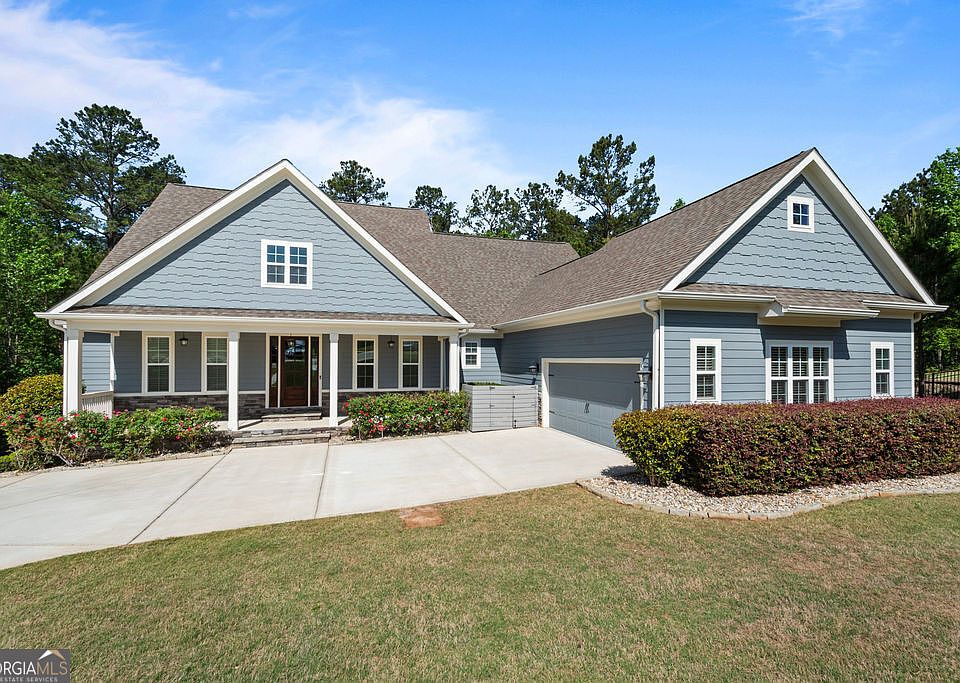1st image of 115 Crescent Creek Dr