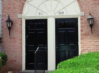 309 Chanel Ct #1-9, Louisville, KY 40218