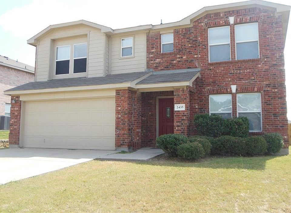 1st image of 2435 Castle Pines Dr