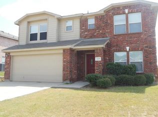 2435 Castle Pines Dr, Burleson, TX 76028