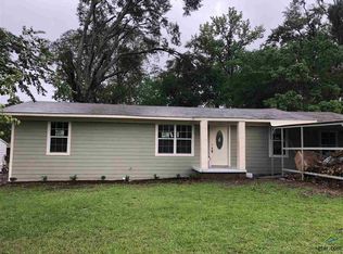 1003 Richardson Dr, Henderson, TX 75654