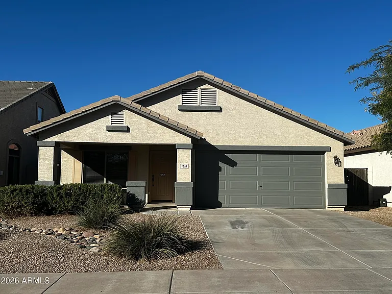 1618 E Angeline Ave — Photo 1