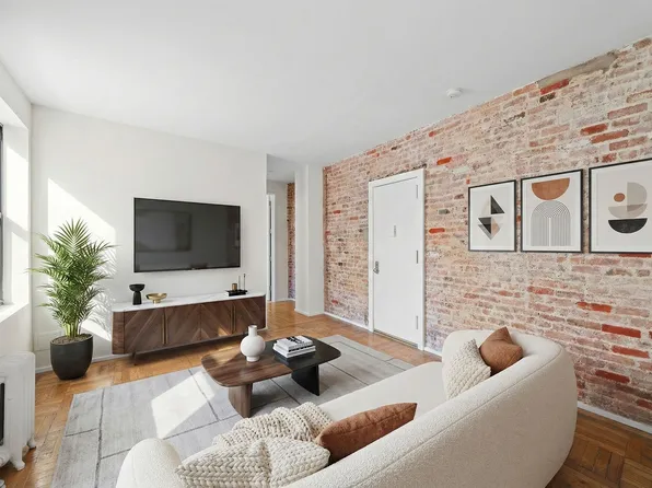 580 Saint Nichlas Avenue image 1 of 4