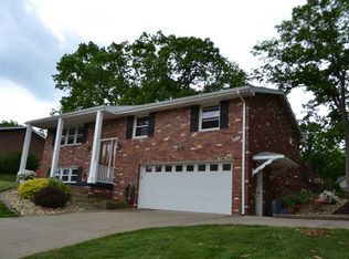 309 Columbia Dr, Aliquippa, PA