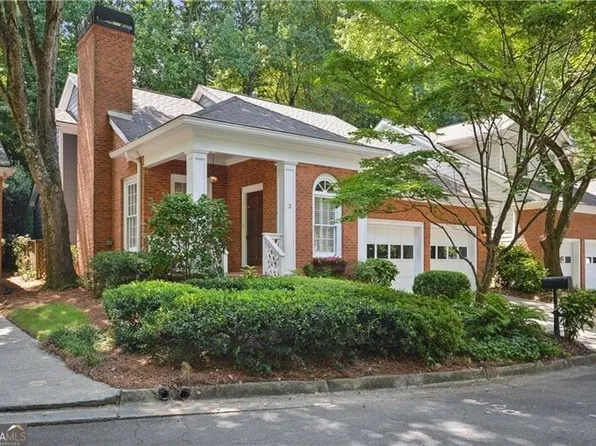 3 Bohler Mews NW, Atlanta, GA 30327
