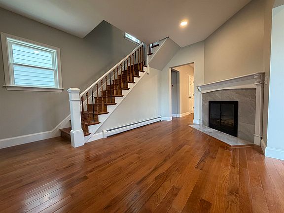 5th image of 723 Third Avenue