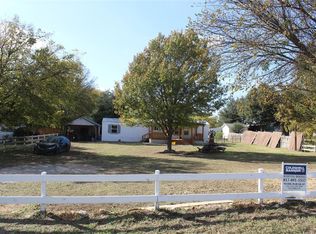 12734 Triple H Dr, Burleson, TX 76028