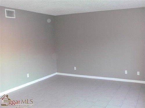 3rd image of 81 Pine Creek Ct