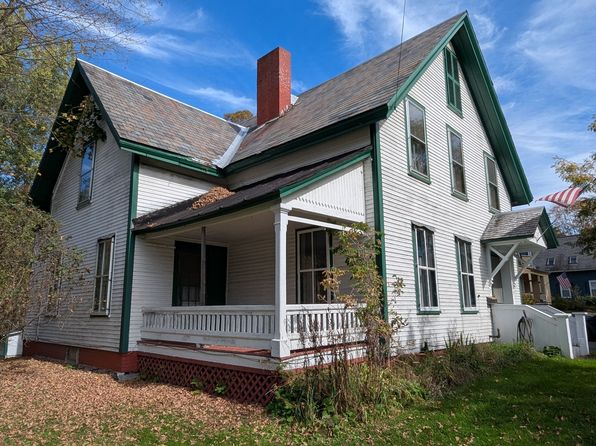 7 School St