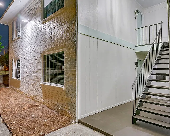 2915 Hope Ave #1 — Photo 19