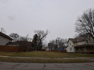 122 Maple St, Niles, OH 44446