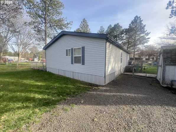 1809 26th St Unit 92, La Grande, OR 97850