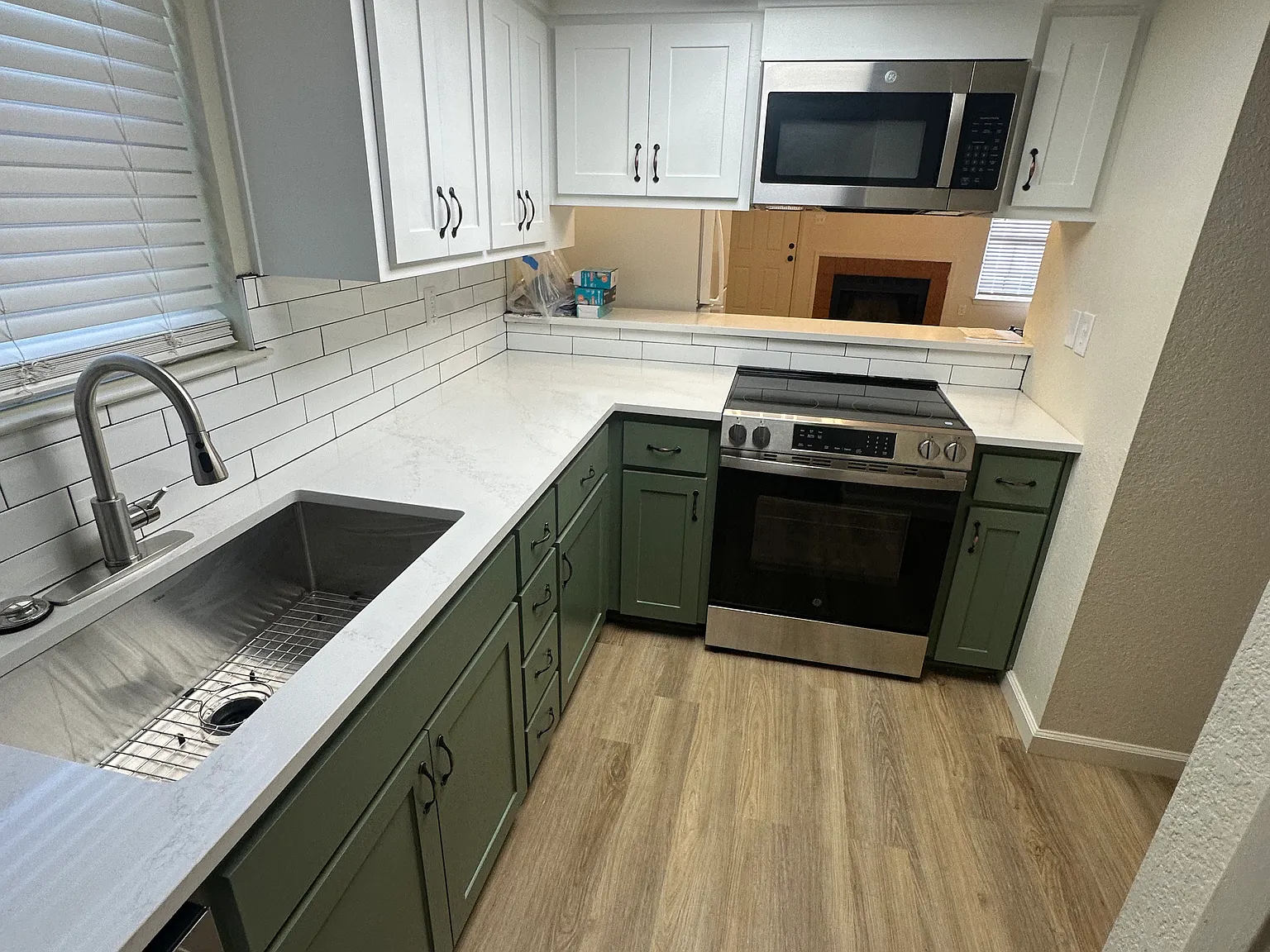 2 bed, 1.5 bath, 1088 sqft, $1,300 — Photo 1