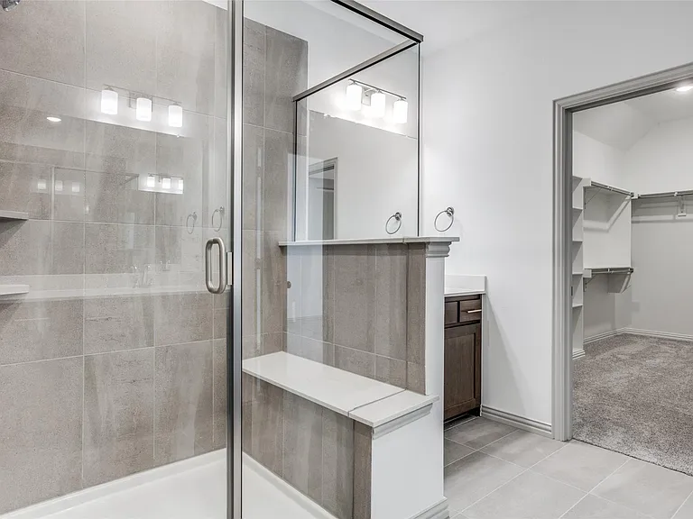 1056 Homestead Way — Photo 7